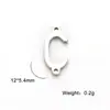 Fábrica de joias pequenas de Yiwu direto moda personalidade tendência joias diy 26 letras furo para cima e para baixo pingente de aço inoxidável