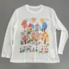 Camiseta de verão nova, casual e versátil para mulheres, com estampa de grafite, manga longa, cor branca, corte solto, que emagrece, com um design único
