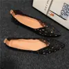 Estilo Europeo y Americano Moda Primavera y Verano 2024 Nuevos Zapatos de Mujer talla grande Boca Baja Punta Fina Tacón Plano Sandalias de Mujer