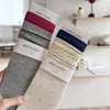 Calcetines de dibujos animados lindos para mujer, calcetines de otoño de lunares hasta la pantorrilla, calcetines finos de algodón de estilo japonés de moda, calcetines holgados estilo universitario