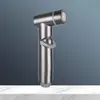 Pistola de spray para vaso sanitário para descarga e pressurização, válvula angular de um para dois para banheiro com pistola de descarga de alta pressão, acessório de chuveiro bidê