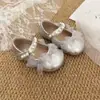 Zapatos de Princesa Mary Janes para Niñas Otoño 2025 Estilo Coreano Moño de Cinta Perla Dulce Niña Pequeña Suela Suave Zapatos Individuales