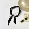 Colar de Verão Feminino Versátil em Estilo Socialite, Combinado com um Lenço de Seda, Design de Nicho da Moda, Novo Colar de Pérolas Atacado