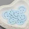 Colgante llavero de acrílico de color sólido de 24 mm con esmalte, plano, de doble cara con cara sonriente, accesorios de joyería hechos a mano DIY