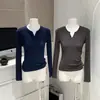 Momo Nuo Nuo Mismo Estilo Multicolor Cuello Alto Manga Larga Camiseta Básica Ropa para Mujer Otoño Temprano 2026 Camiseta Top Color Sólido Versátil Tejido