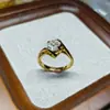 Simulación anillo clásico de seis garras para mujer Anillo abierto de diamantes nicho anillo de moissanita lujo europeo y americano fabricante de joyería de comercio exterior