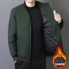 2026 Nuevo Estilo Nuevo Artículo Caliente Ropa para Papá de Mediana Edad y Adultos Mayores Chaqueta de Algodón Temporada de Otoño e Invierno Talla Grande Más Terciopelo Transfronterizo Negocio Administrativo