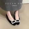 2026 Nuevo Estilo Hebilla Cuadrada Francesa Pedrería Cuña Slip-On Zapatos de Mujer Boca Baja Viaje Cuadrado de Terciopelo Puntera Cuadrada Tacones Altos para Mujer