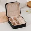 Caja de Joyería Caja de Almacenamiento Portátil Aretes Tachuelas Accesorios para Manos Collar Anillo Diseño de Nicho Caja Pequeña Mini