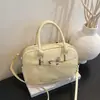 Bolso de Mano Retro de Nicho Transfronterizo para Mujer 2026 Nuevo Verano Elegante de Hombro Único Cruzado Bolso para Viajes de Negocio al por Mayor Bolsos para Mujer