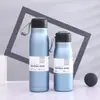Comercio Exterior Caballero Deportes Fitness Termo Taza Elegante Moderna Simple Portátil Bolso de Hombro para Exteriores Taza de Agua de Acero Inoxidable 304