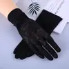 Luvas Personalizadas com Proteção Solar 7071 Renda de Seda Gelada Toque na Tela Ciclismo ao Ar Livre Dirigindo Proteção UV Luvas Femininas
