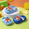 Sandalias Infantiles 2026 Nuevo Héroe Araña Luminoso, Suela Suave Antideslizante, para Playa de Bebé, Puntera Cerrada, Transpirables, Sandalias de Exterior