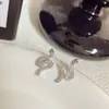 Brincos de Prata com Design Único de Personalidade Francesa, Microincrustados, Cobra, Brincos de Temperamento Pequenos e Delicados, Brincos de Vento Frio