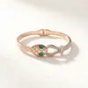 Oferta Especial Suministro Directo Nuevo Estilo Moda Europea y Americana Transfronteriza Pulsera de Acero de Titanio para Mujer Joyería de Alta Calidad que No Pierde el Color Adornos de Nácar Blanco