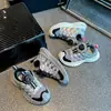 Zapatos para Niños 2024 Primavera/Otoño Nuevo Estilo Zapatos Tipo Papá para Niñas Zapatos de Malla para Niños Grandes Tela de Malla con Botones Zapatos Deportivos de Moda para Niños