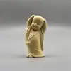 Pequeña figura de monje tallada en boj de color natural inspirada en el Zen para jugar en la mano, artículo decorativo para la decoración del hogar