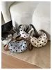 Bolso cruzado de hombro para debajo del brazo nuevo con un toque de alta gama, bolso tipo almohada a la moda, bolso de mano tipo tostada con lunares estilo coreano para mujer