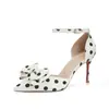 9168-1 Zapatos de tacón alto con lazo de lunares dulces para mujer, punta fina, tacón de aguja, zapatos planos abiertos