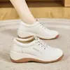 Liquidación de Marca Zapatos Versátiles para Caminar para Mujer Primavera 2026 Nuevos Zapatos Casuales Resistentes al Desgaste para Mujeres de Mediana Edad y Mayores Tenis Blancos