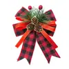 Pingente Decorativo de Árvore de Natal Folhas de Pinheiro Frutas Vermelhas Tecido de Veludo Laço Xadrez Vermelho e Preto Overlock Montado Ornamento para Pendurar