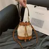 Bolsa Saco Feminina 2026 Novo Estilo Bolsa Feminina Tendência Fashionável Estampada Bolsa Transversal Bolsa Saco Textura de Alta Qualidade Versátil Bolsa de Ombro