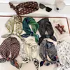 Bufanda de Seda Imprescindible para Blogueros Estilo Coreano, Bufanda Cuadrada Sedosa y Fresca, Bufanda Decorativa para la Cintura, Bufanda para el Cuello, Pañuelo para la Cabeza, Bufanda de Viaje con Estampado Paisley