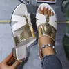 Sandalias de verano casuales y elegantes de alta gama para mamás, con tacón grueso, diseño simple y estilo versátil, adecuadas tanto para interiores como para exteriores, y diseñadas para el comercio electrónico transfronterizo