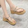 Sandalias de Estilo Francés con Aumento de Altura y Pedrería, Suela Suave, para Faldas de Mujer, Verano 2025, Nuevas Chanclas de Cuña sin Cierre