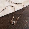 Collar vintage de cuentas de cámara marrón para mujer, cadena de suéter ligera de lujo con diseño de nicho, estilo Spice Girl, joyería de cadena de suéter.