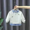 Sudadera para Niños Conjunto de Primavera Infantil 2025 Nuevo Elegante Falso Dos Piezas Primavera y Otoño Estilo Callejero Casual Top Conjunto de Bebé