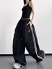 Calças Largas Estilo Esportivo Pretas para Mulheres, Novidade Primavera 2026 Calças Cargo com Cordão Soltas e Três Listras, Calças Casuais Únicas