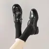 Zapatos de Cuero para Mujer Estilo Británico con Punta Redonda Retro 2026 Otoño Nuevos Mocasines Versátiles de Suela Gruesa para Aumentar la Altura para Combinar con Faldas