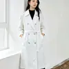 Gabardina blanca de estilo británico de longitud media transfronteriza, popular este año, para mujer, otoño e invierno, petite, sensación de alta gama, abrigo de moda