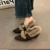 Zapatos de algodón tipo Birkenstock para mujer que aumentan la altura, forrados de polar, colección de invierno 2026, ropa de abrigo de otoño, zapatos peludos de tacón alto, mocasines cálidos