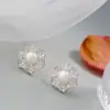 Nafuge Joyería de Plata al por Mayor Elegantes Pendientes de Tachuela de Plata de Ley 925 con Forma de Flor Ondulada y Perlas de Agua Dulce Naturales Joyería de Plata para Mujer