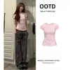 Camiseta de mujer color rosa claro, corte slim, manga corta, hombros normales, estilo dopamina, diseño coreano ajustado de verano, top de nicho