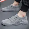 Zapatos Blancos Casuales de Malla Flyknit Transpirable Finos para el Verano, Zapatos de Lona de Moda para Hombre