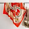 Bufanda de Seda Blanca Estilo Floral Camelia, Bufanda Cuadrada Grande 90X90 para Mujer de Primavera y Otoño, Nuevo Modelo 2026, Chal Bufanda de Seda de Morera