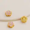 Cor Dourado Fosco 18K Óleo Conservante Gota de Óleo Flor de Cinco Pétalas Inlaid Desenho Animado Fofo Contas Espaçadoras DIY Pulseira Colar Acessórios de Joias