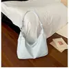 2026 Nueva Moda Ins Estilo Coreano Retro Color Sólido Versátil Bolso de Hombro Cruzado Casual para Mujer para el Trabajo y los Viajes Diarios