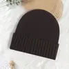 Novo Chapéu de Lã Tricotado à Prova de Vento e Quente para Outono e Inverno, Estilo Clássico, Pequeno Chapéu de Lã com Aba Facial, Personalizável com Logo, para Uso Outdoor Transfronteiriço