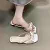 Sandalias Abiertas Retro Francesas con Lazo Chuyuji para Mujer, Sandalias Deslizantes Versátiles con Strass y Tacón Bajo Dulce
