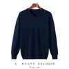 Suéter Novo de Cashmere 100 Montanhas Outono e Inverno Suéter de Malha Interno de Alta Qualidade Gola V Cor Sólida Suéter Quente Camisa Base Masculina