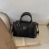 Bolso Tipo Almohada de Alta Apariencia para Mujer 2025 Invierno Nuevo de Moda Elegante Bolso de Hombro Cruzado para Viajero Bolso de Mano Bolso Boston