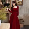 Vestido de Noche Red Velvet para Mujer, Elegante Vestido de Brindis para Novia, Nuevo Modelo Banquet 2026, Vestido Largo Adecuado para el Uso Diario