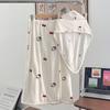 Toalla de baño grande con bordado de dibujos animados para bebé, suave y absorbente, de forro polar coral, conjunto de dos piezas