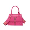La popular bolsa de rombos de hilo bordado de este año para mujer 2025 nueva bolsa de hombro textura de estilo extranjero cadena bandolera bolsa cuadrada pequeña