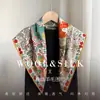 Diseño Otoño e Invierno Bufanda Cuadrada de Seda y Lana de Moda Versátil 65cm Doble Cara Cálida Bufanda de Gama Alta Chal de Seda y Lana