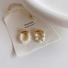 Pendientes vintage con imán de perla de agua dulce natural para mujer, elegantes, estilo francés, con diseño de viento frío, sin agujeros para las orejas.
